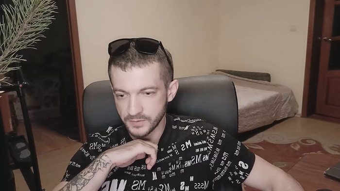 333Alone_in_theDark777