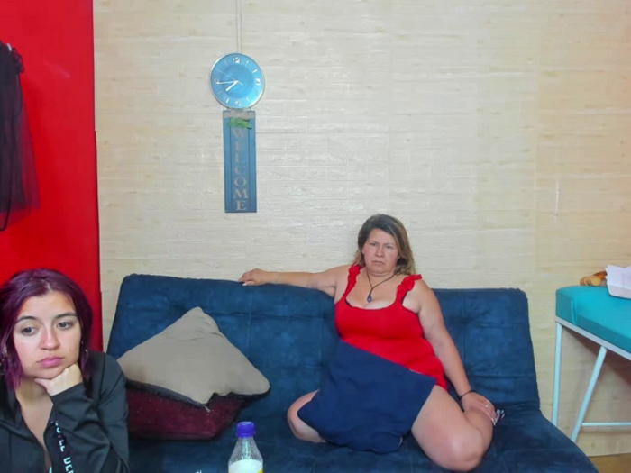 LesbianCoupleSl