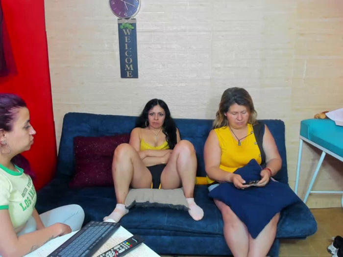 LesbianCoupleSl